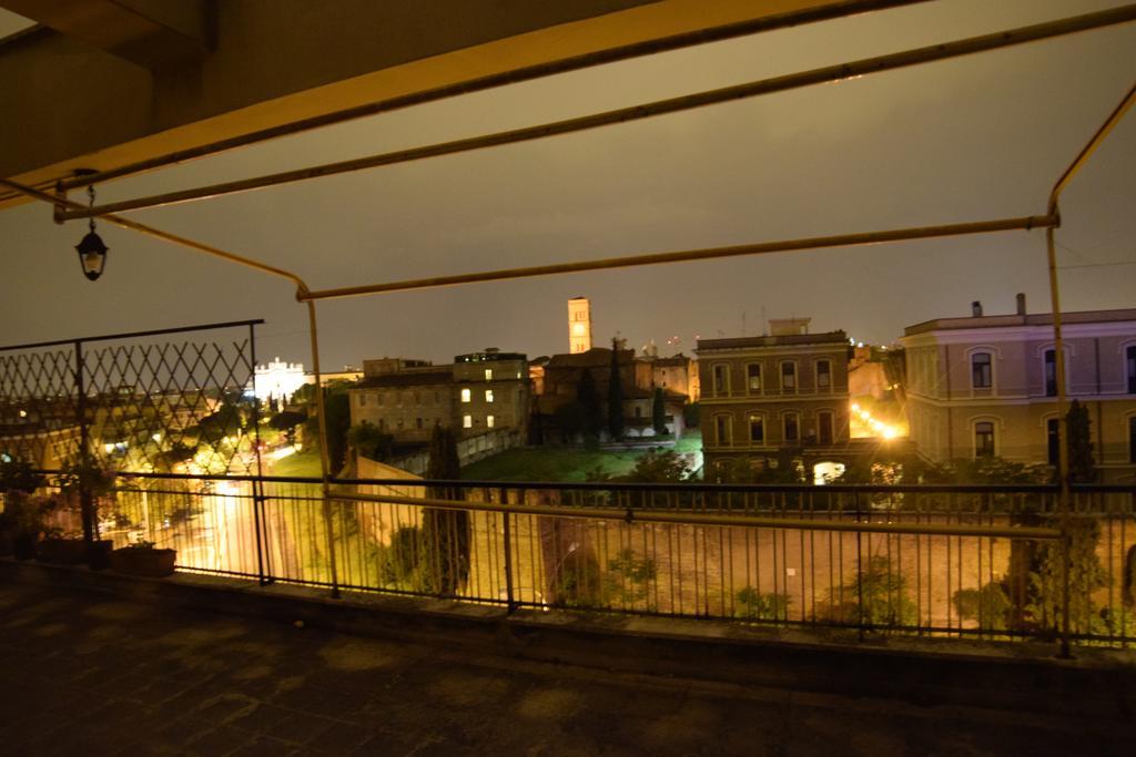 Terrazza Sotto Le Stelle Hotel Roma Habitación foto